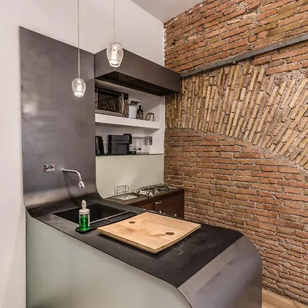 San Calisto Trastevere - By Romanhouseit Apartmán *