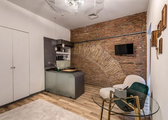 San Calisto Trastevere - By Romanhouseit Apartmán